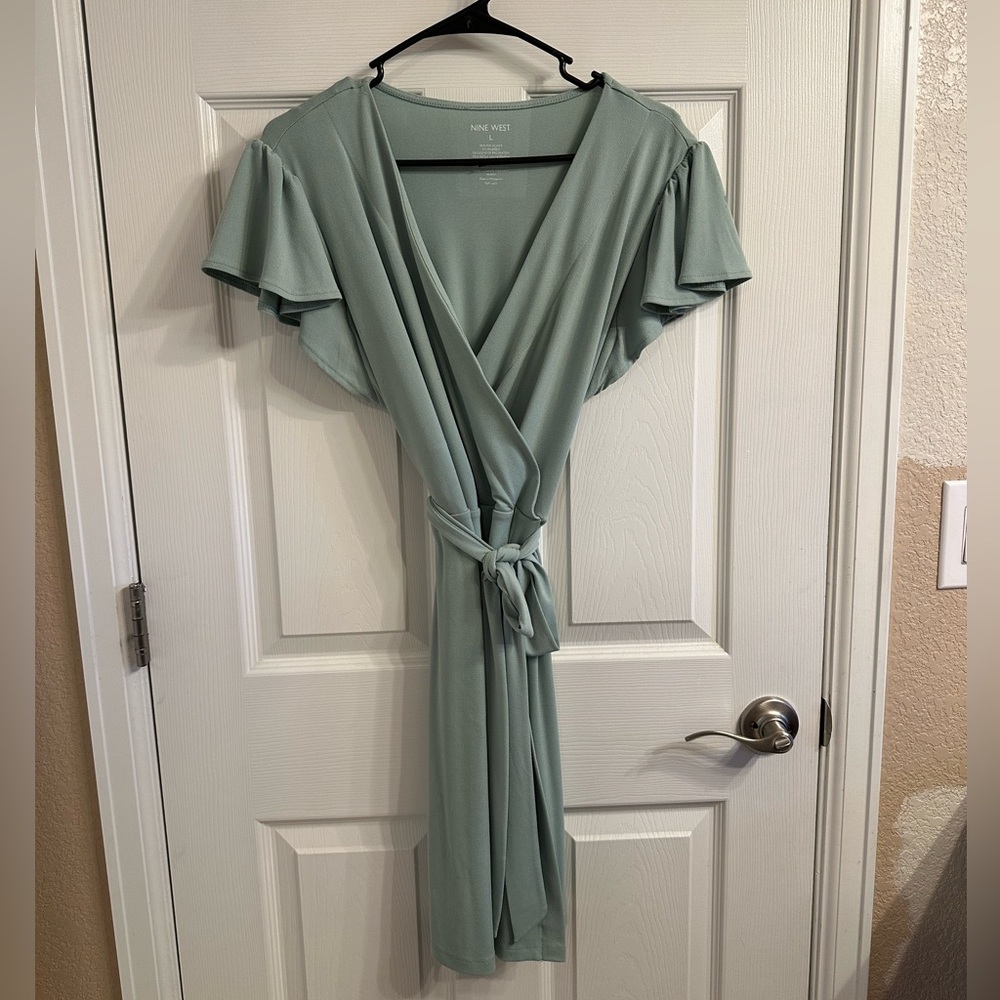 Nine West | Aqua blue flutter sleeve tie midi dress